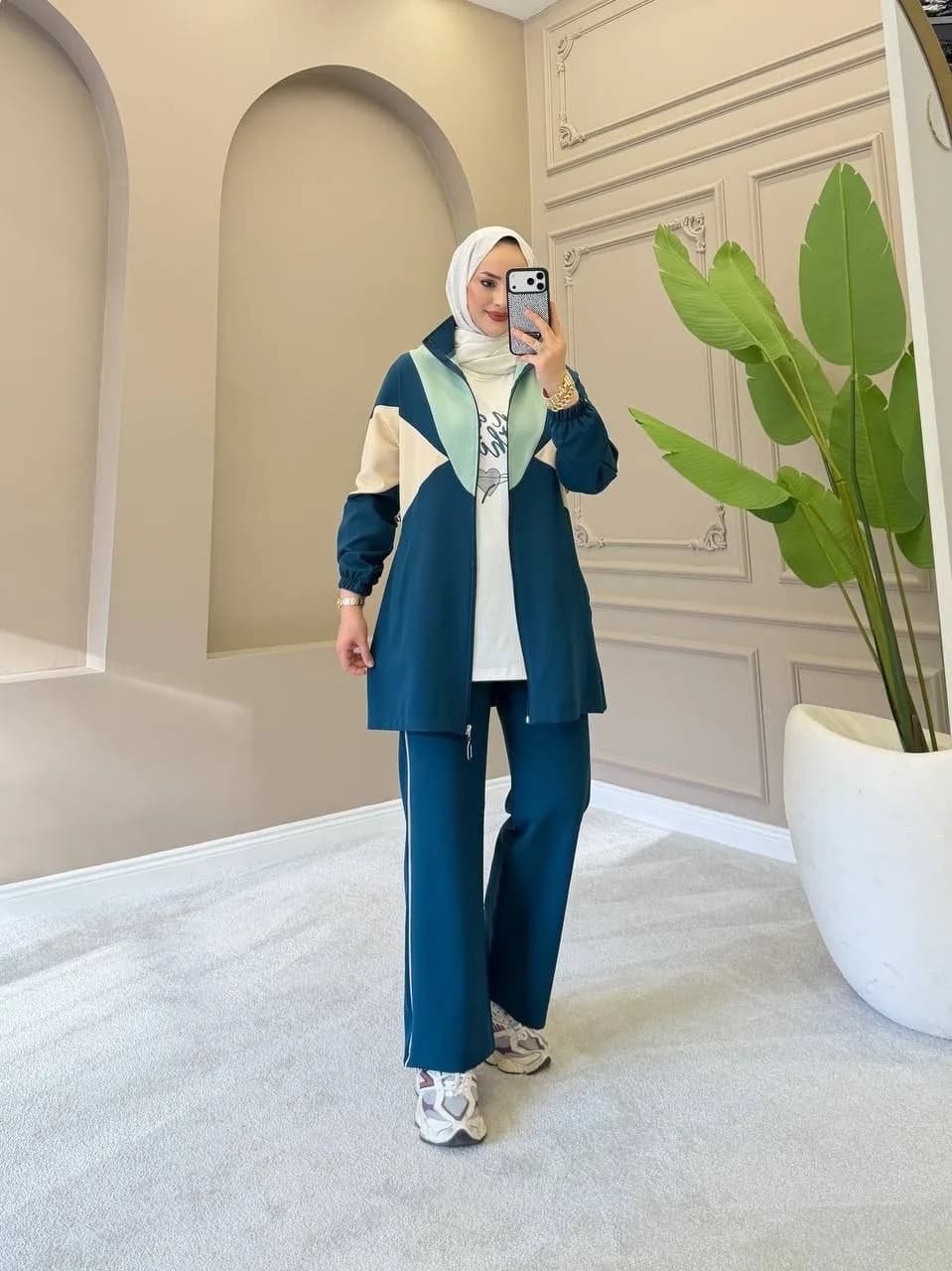 3-Piece Set / 3 pieces / طقم نسائي 3 قطع